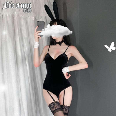 霏慕 金丝绒兔女郎连体衣 - Jiumiluxe啾咪情趣
